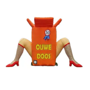 Feestfiguur Sarah ouwe doos